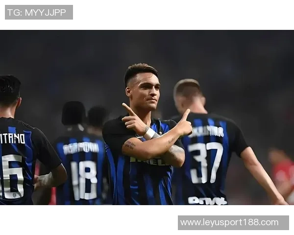 安布称赞劳塔罗为国米形象代言人展现球队拼搏精神的典范 安布称赞劳塔罗为国米形象代言人展现球队拼搏精神的典范