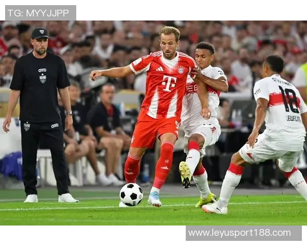 拜仁近期对门兴表现出色四场全胜创下自1965年以来最佳战绩