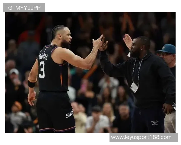 巴克利称赞狄龙全明星资格比肩追梦为太阳贡献巨大 巴克利称赞狄龙全明星资格比肩追梦为太阳贡献巨大